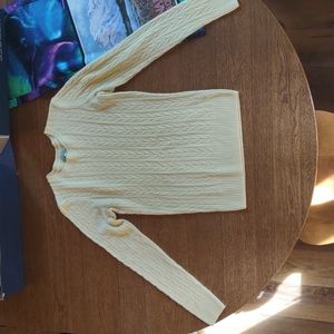 G. H. Bass & Co. Size small light yellow cableknit